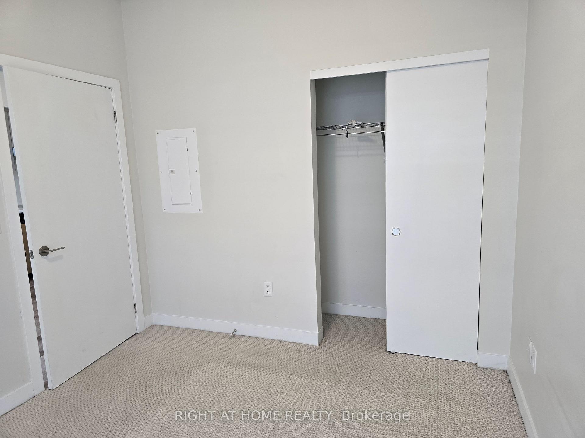 Photo 13 of Unit 522, 600 North Service Road, Hamilton, Lakeshore — HOMEH