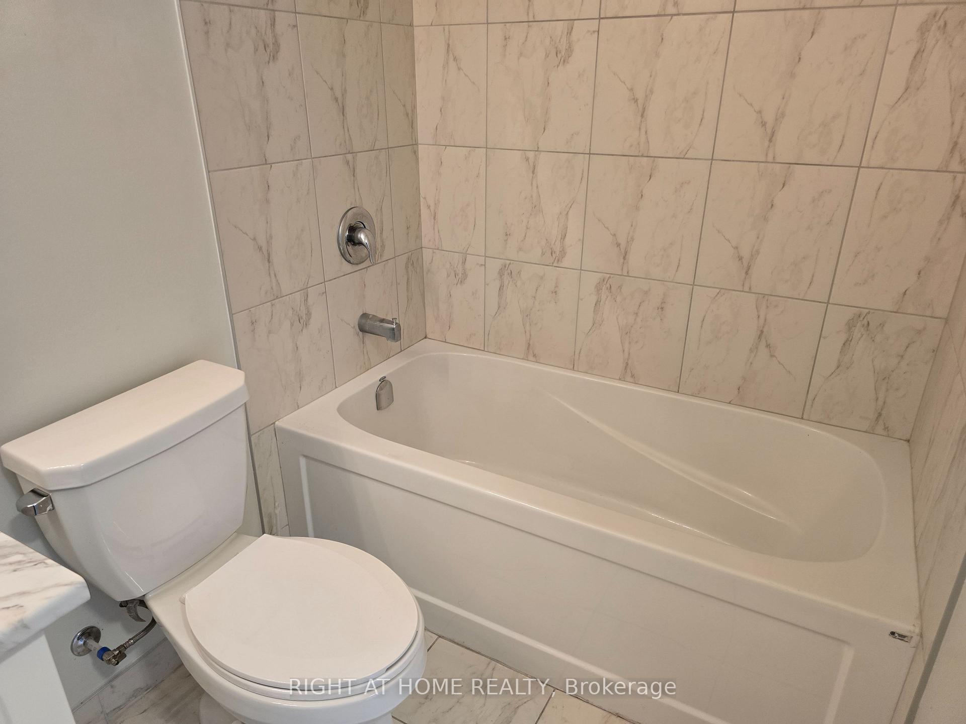 Photo 17 of Unit 522, 600 North Service Road, Hamilton, Lakeshore — HOMEH