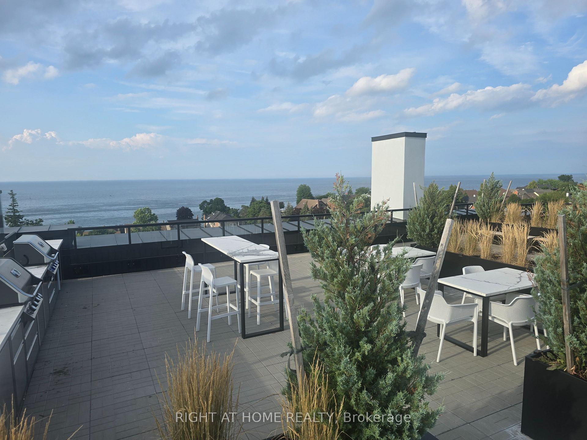 Photo 23 of Unit 522, 600 North Service Road, Hamilton, Lakeshore — HOMEH