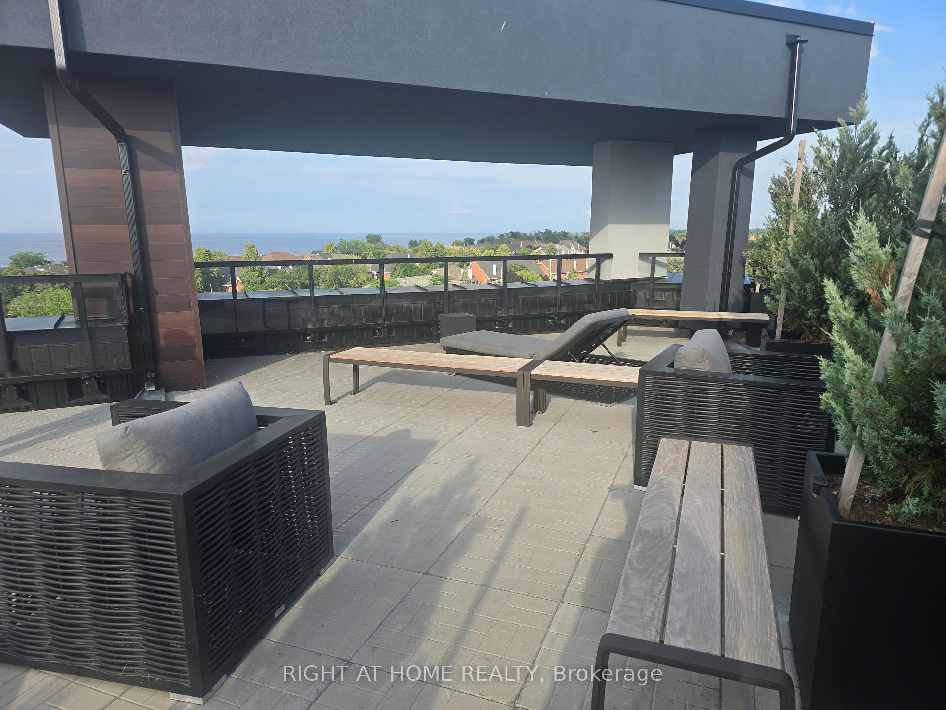 Photo 24 of Unit 522, 600 North Service Road, Hamilton, Lakeshore — HOMEH