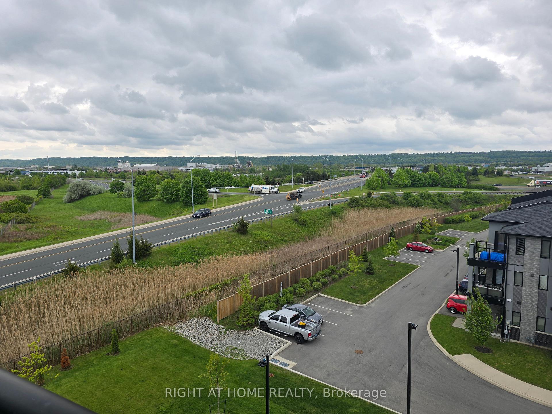 Photo 31 of Unit 522, 600 North Service Road, Hamilton, Lakeshore — HOMEH