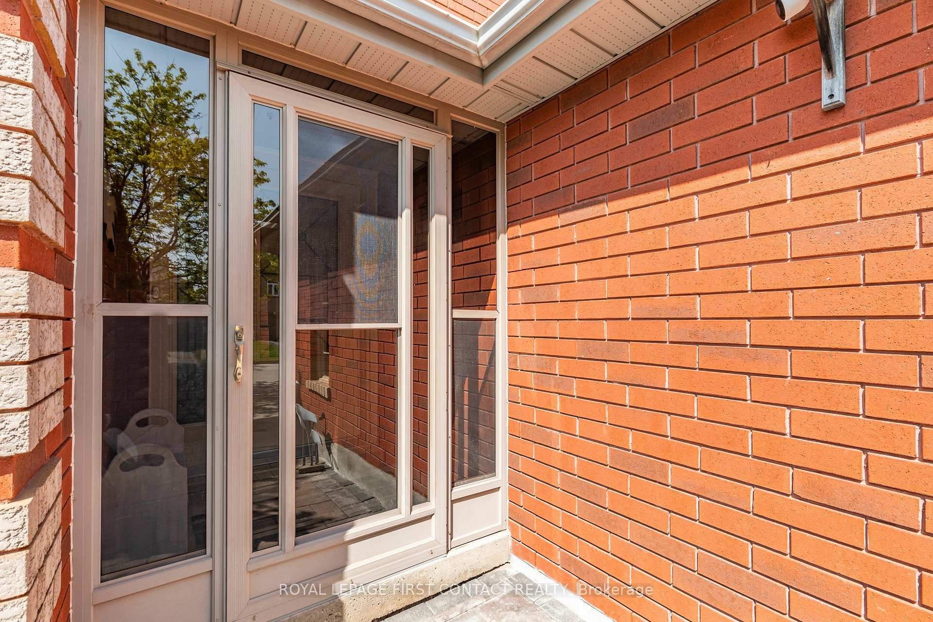 Photo 4 of 32 Falling Brook Drive, Barrie, Bayshore — HOMEH