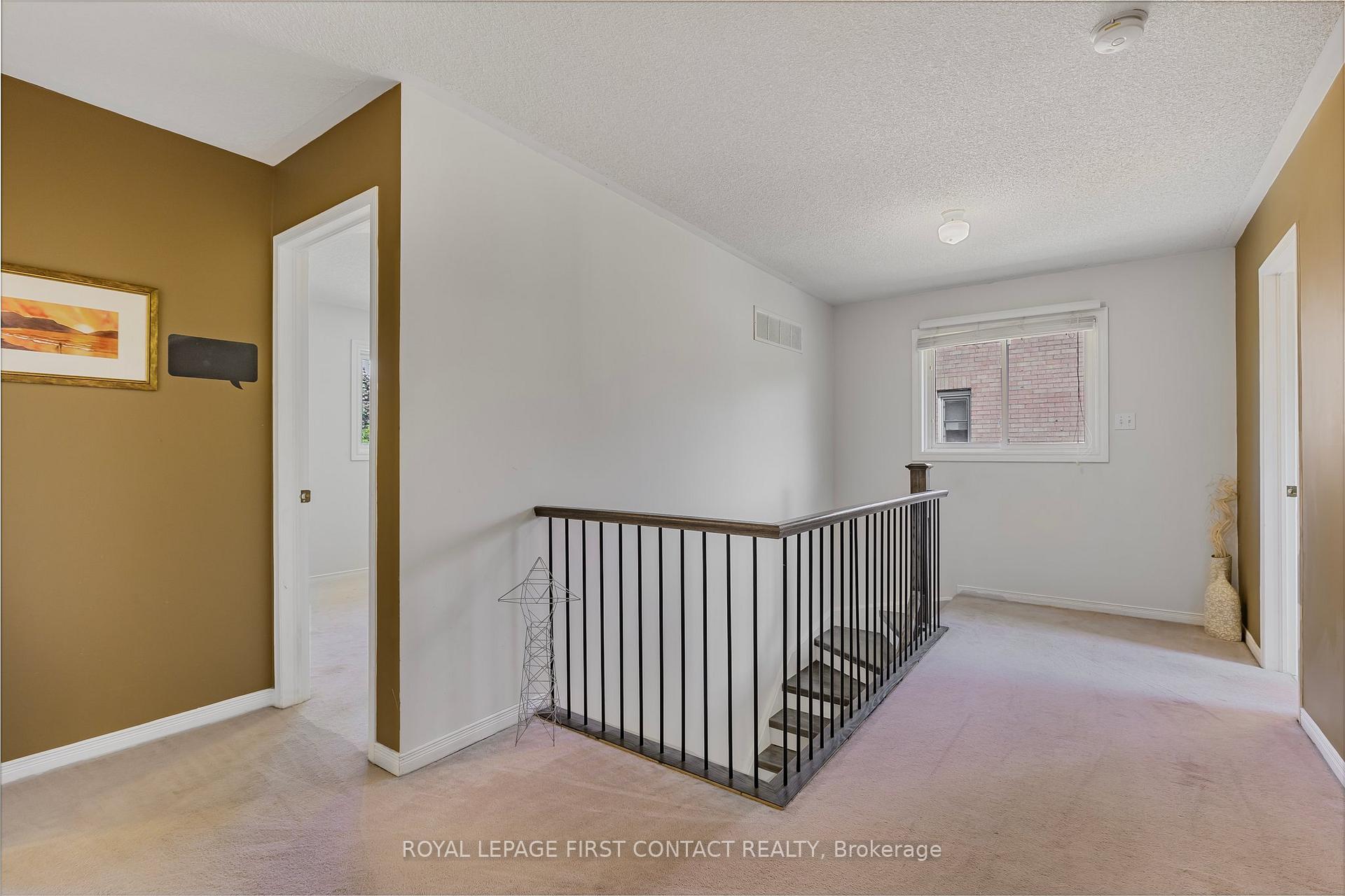 Photo 19 of 32 Falling Brook Drive, Barrie, Bayshore — HOMEH