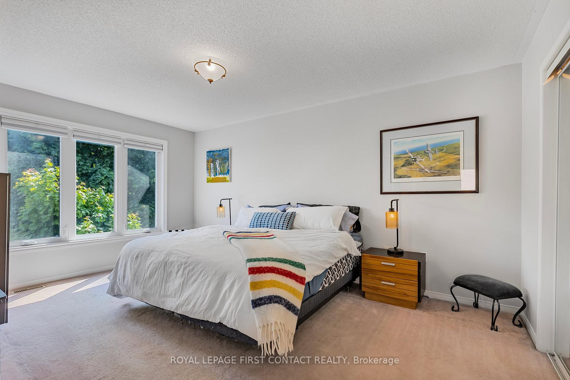 Photo 20 of 32 Falling Brook Drive, Barrie, Bayshore — HOMEH