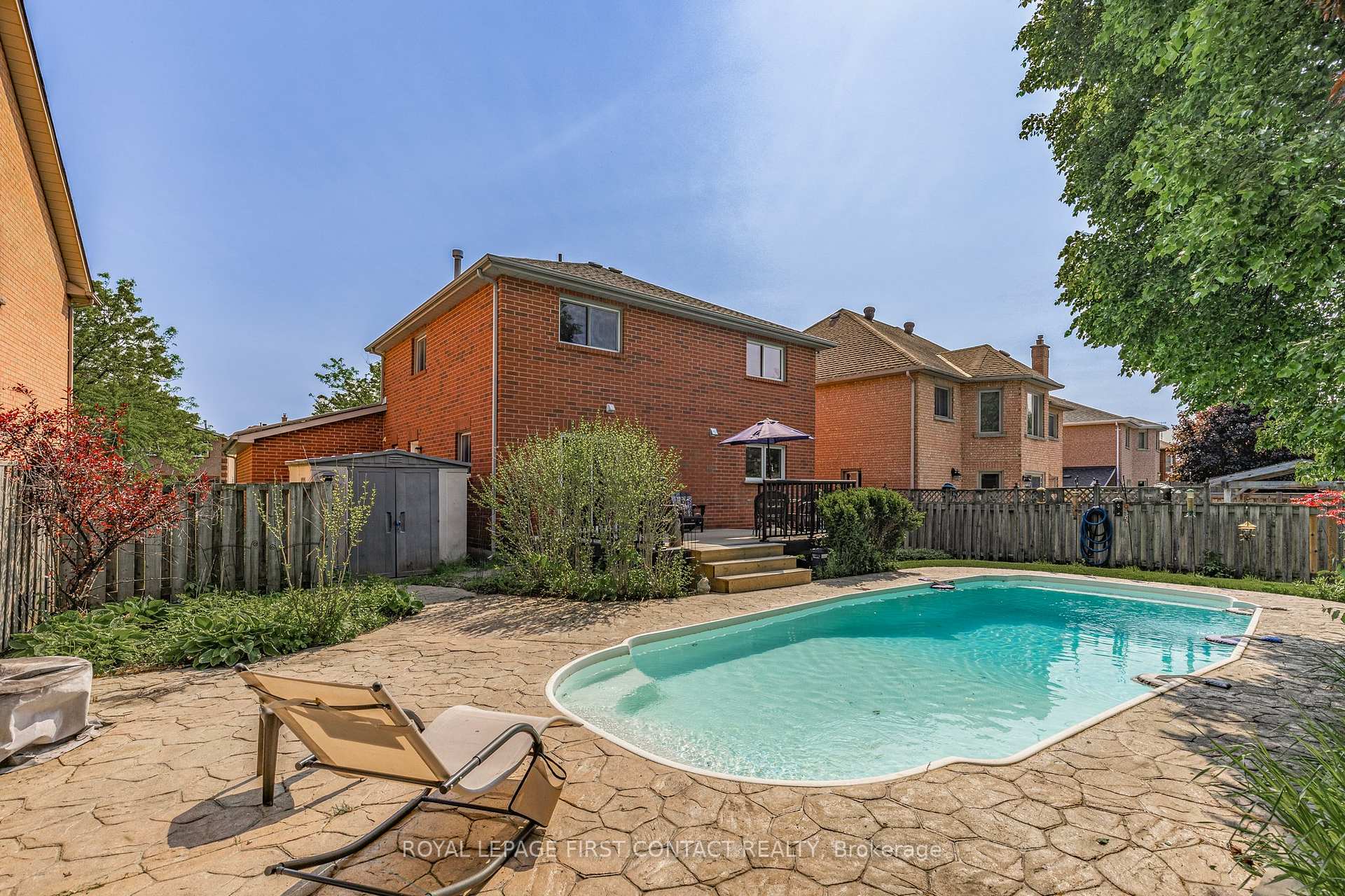 Photo 33 of 32 Falling Brook Drive, Barrie, Bayshore — HOMEH