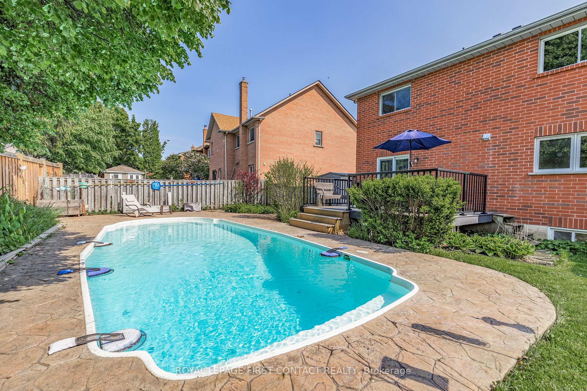 Photo 34 of 32 Falling Brook Drive, Barrie, Bayshore — HOMEH