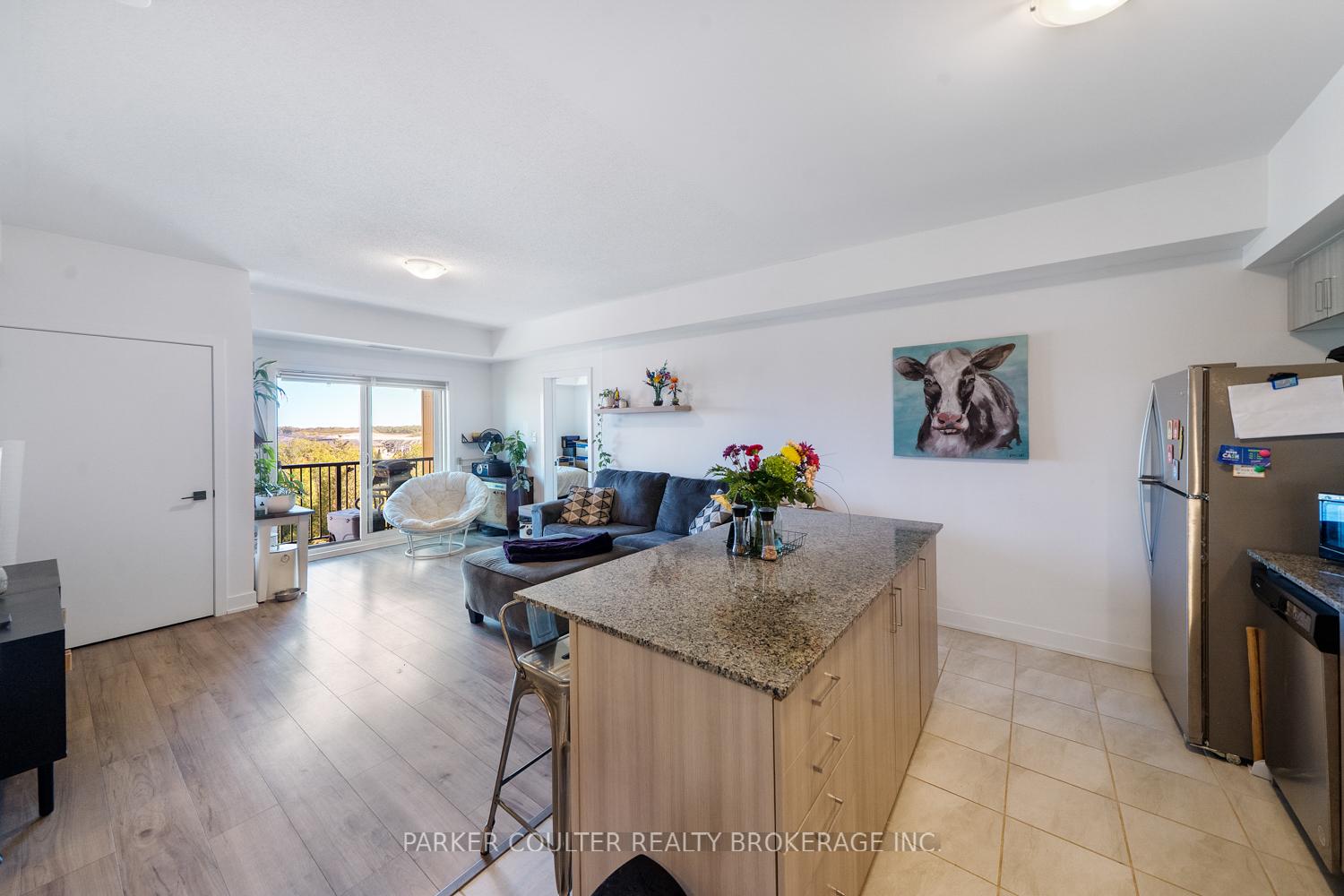 Photo 11 of Unit 507, 8 Culinary Lane, Barrie, Rural Barrie Southeast — HOMEH