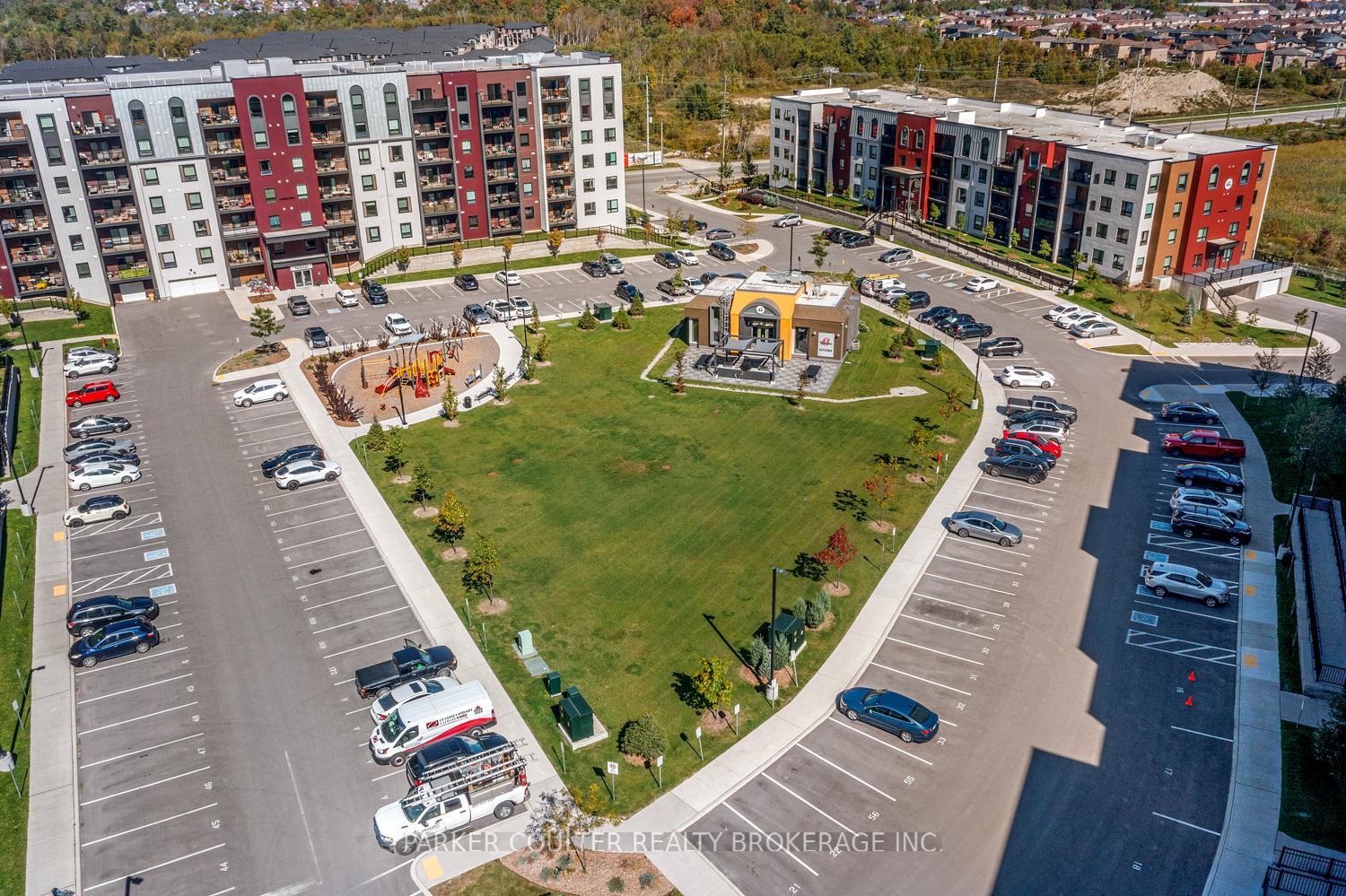 Photo 14 of Unit 507, 8 Culinary Lane, Barrie, Rural Barrie Southeast — HOMEH