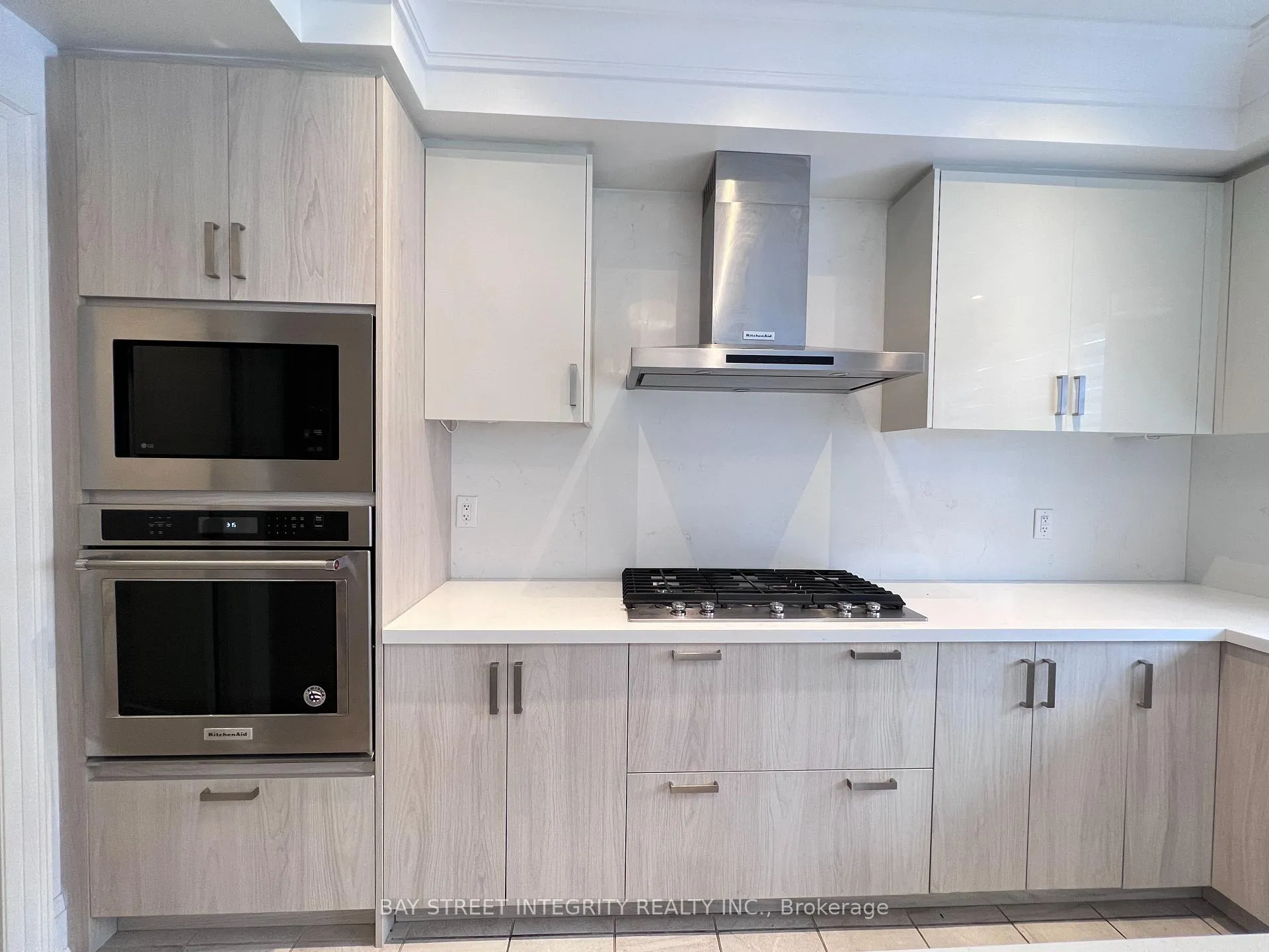 Photo 7 of 40 Active Road, Markham, Commerce Valley — HOMEH
