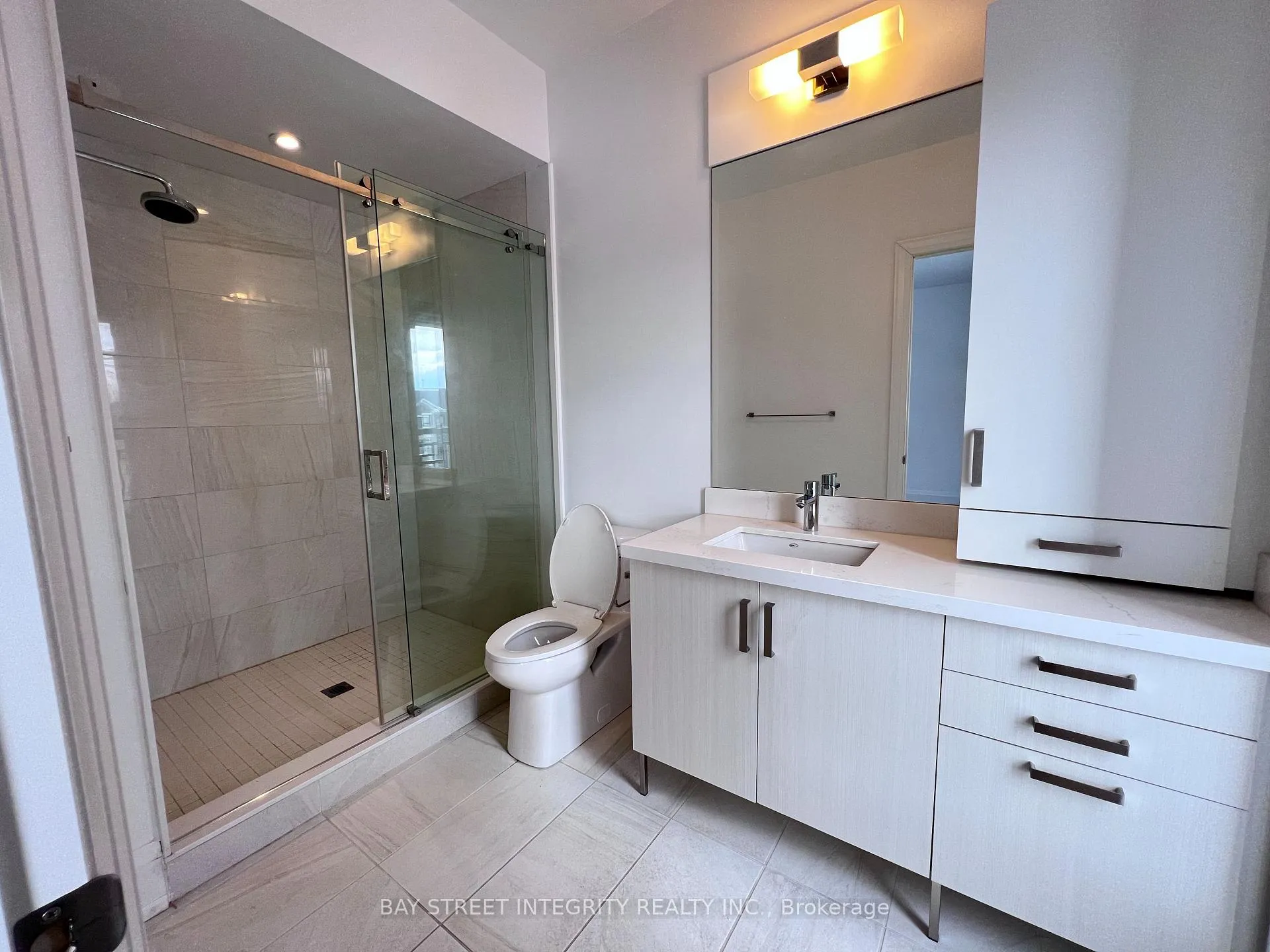 Photo 20 of 40 Active Road, Markham, Commerce Valley — HOMEH