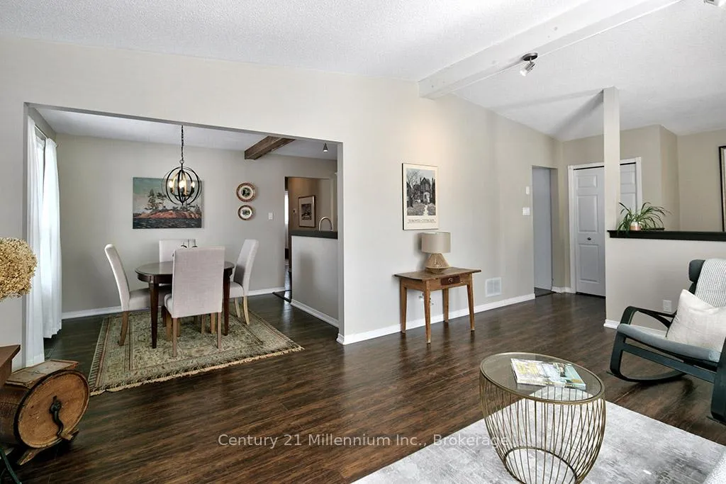 Photo 8 of 5 Reid Crescent, Collingwood — HOMEH