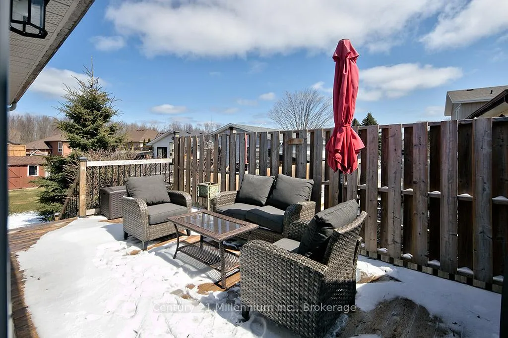 Photo 16 of 5 Reid Crescent, Collingwood — HOMEH