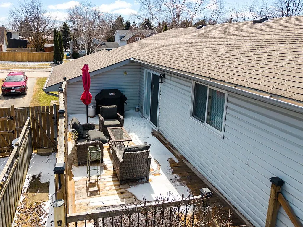 Photo 17 of 5 Reid Crescent, Collingwood — HOMEH
