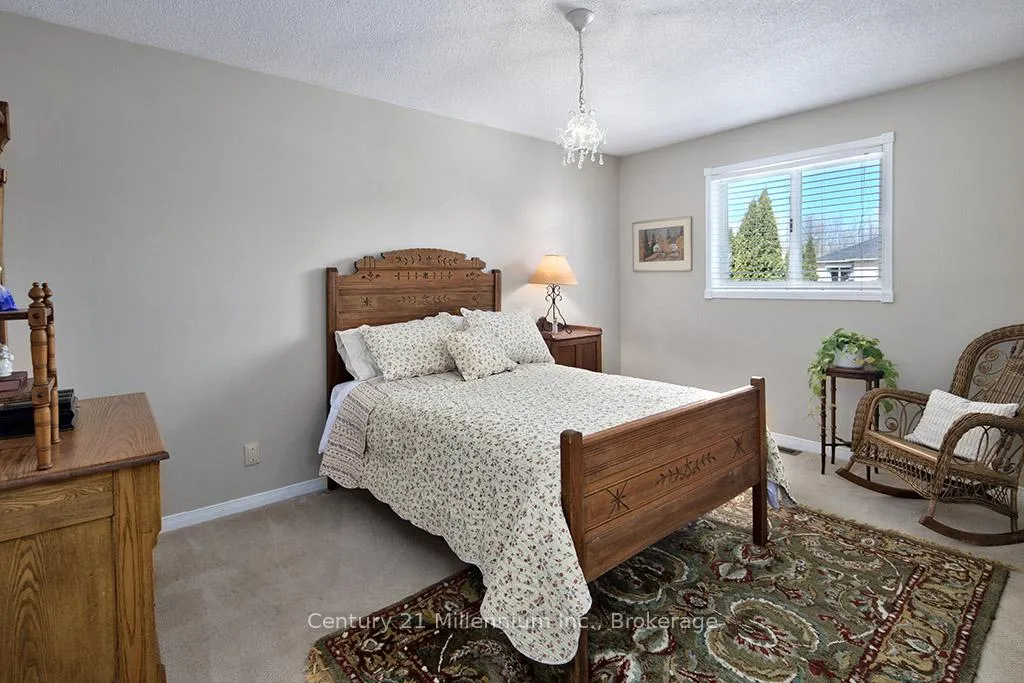 Photo 24 of 5 Reid Crescent, Collingwood — HOMEH