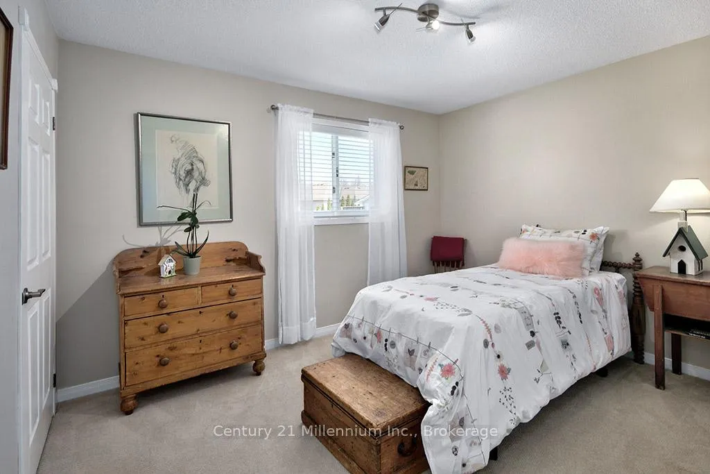 Photo 26 of 5 Reid Crescent, Collingwood — HOMEH