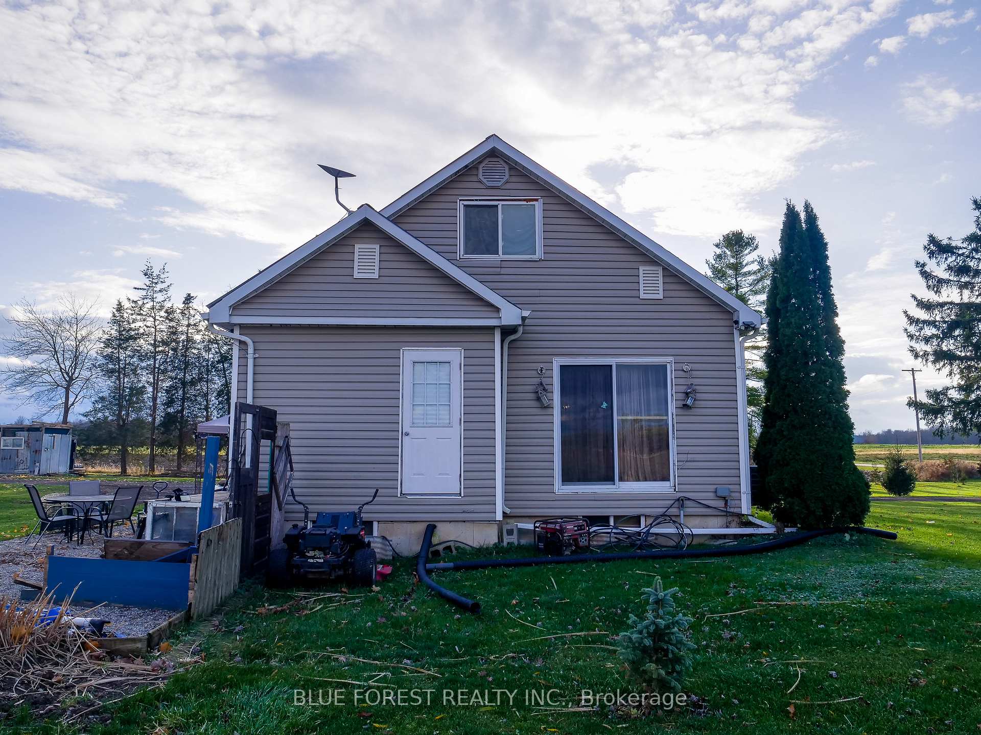 Photo 8 of 30155 Celtic Line, Dutton/Dunwich, Rural Dutton/Dunwich — HOMEH