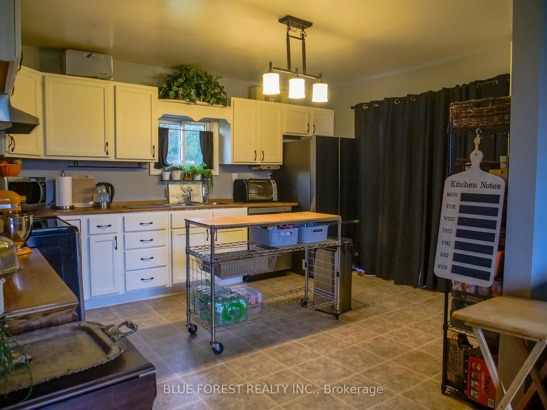 Photo 19 of 30155 Celtic Line, Dutton/Dunwich, Rural Dutton/Dunwich — HOMEH
