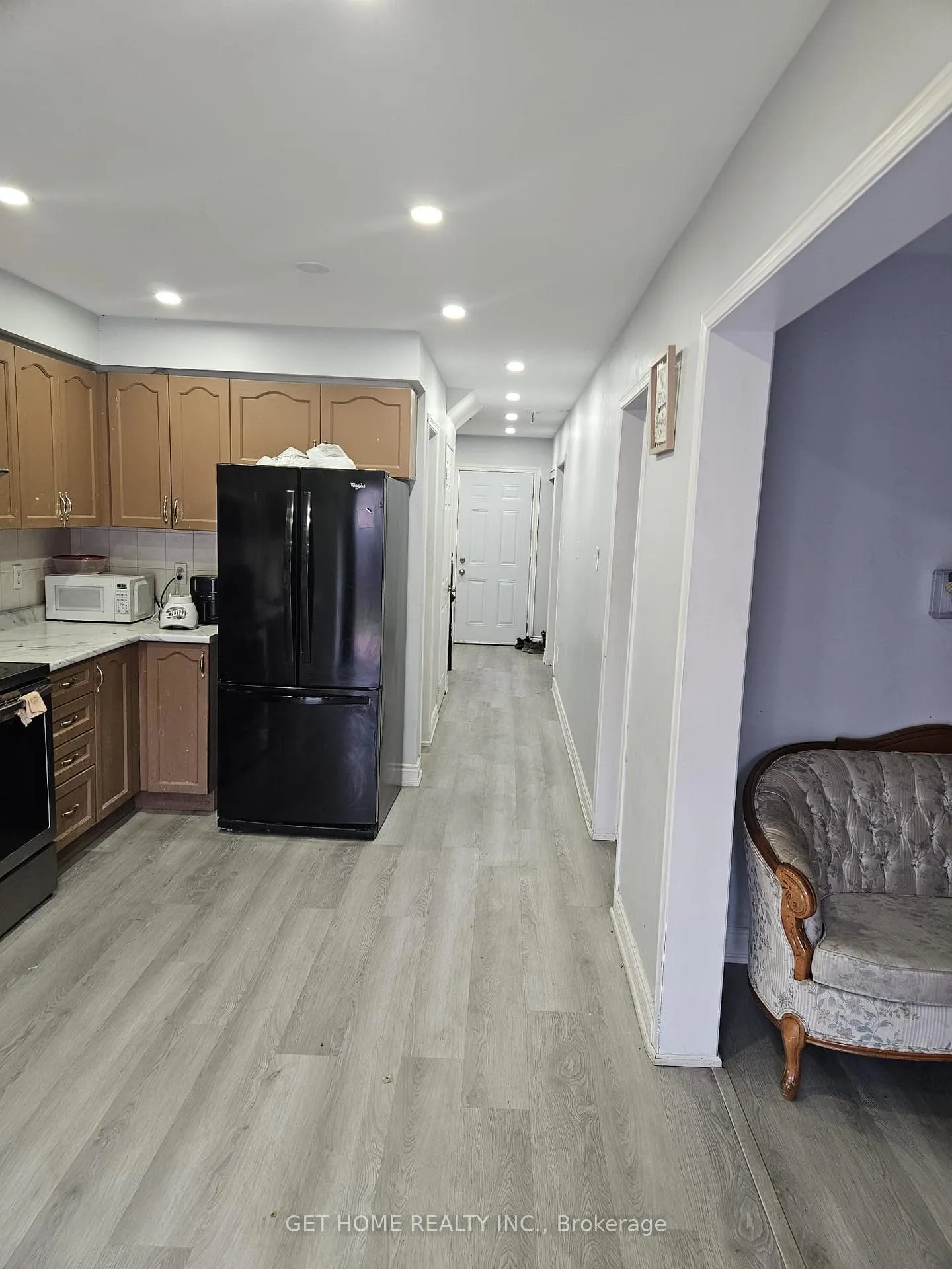 Photo 11 of 19 Arthurs Crescent, Brampton, Fletcher's West — HOMEH