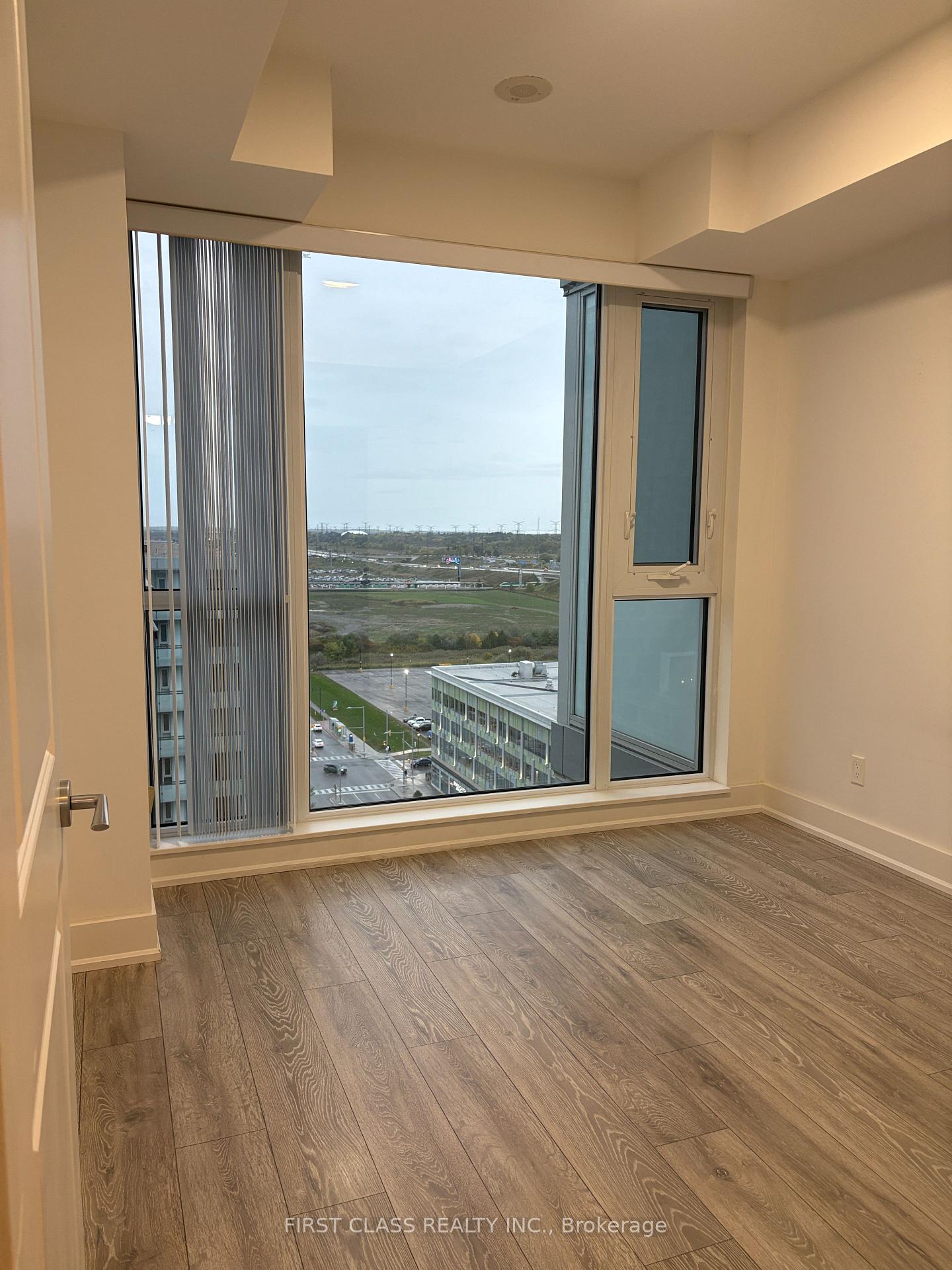 Photo 11 of Unit 1502, 8081 Birchmount Road, Markham, Unionville — HOMEH