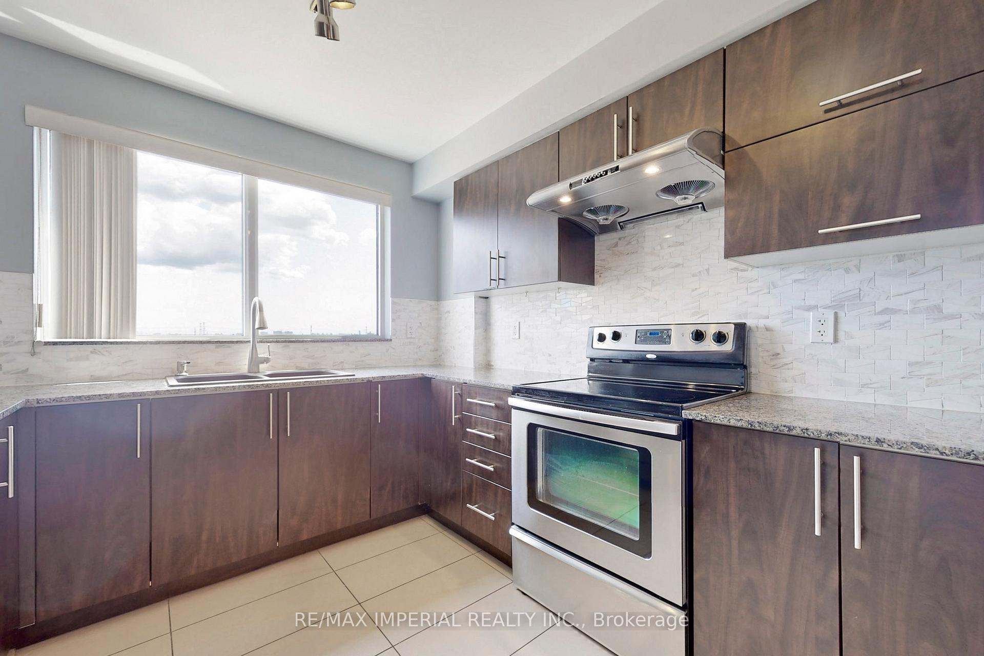 Photo 6 of Unit 1017, 60 South Town Centre Boulevard, Markham, Unionville — HOMEH