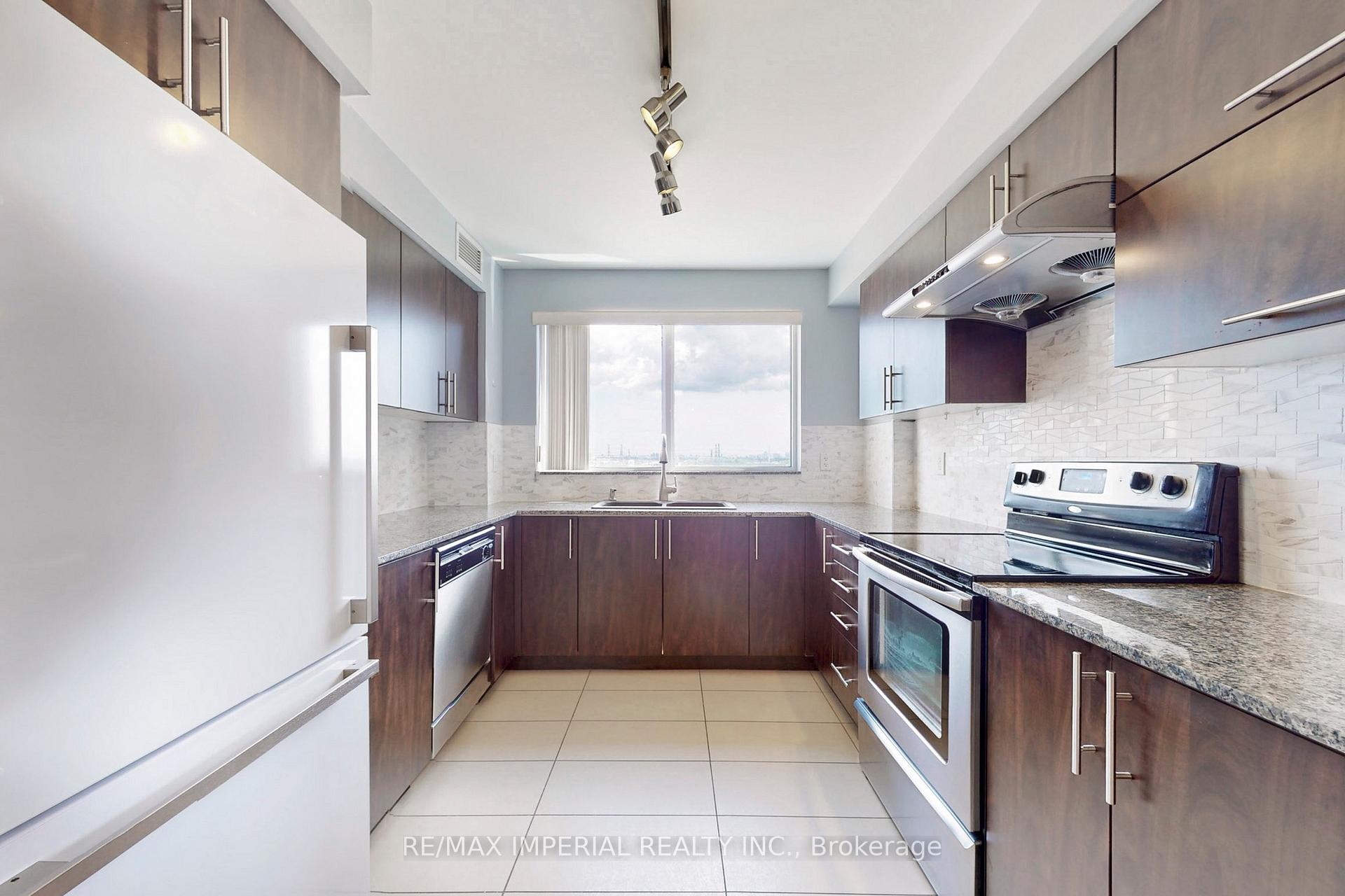Photo 8 of Unit 1017, 60 South Town Centre Boulevard, Markham, Unionville — HOMEH