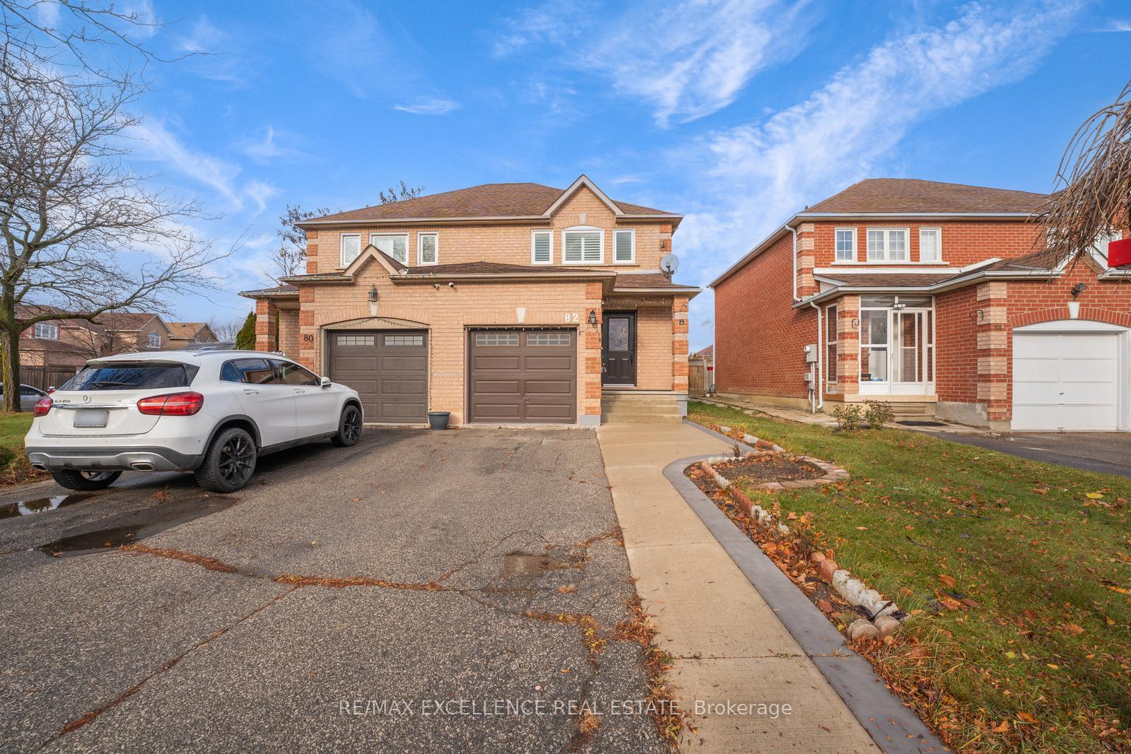 Photo 1 of 82 Carrie Crescent, Brampton, Fletcher's West — HOMEH