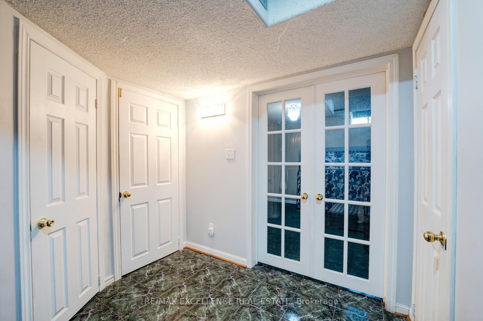 Photo 40 of 82 Carrie Crescent, Brampton, Fletcher's West — HOMEH