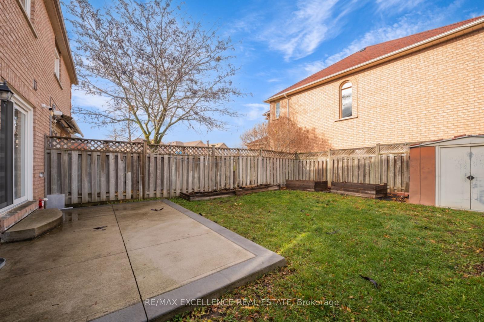 Photo 46 of 82 Carrie Crescent, Brampton, Fletcher's West — HOMEH
