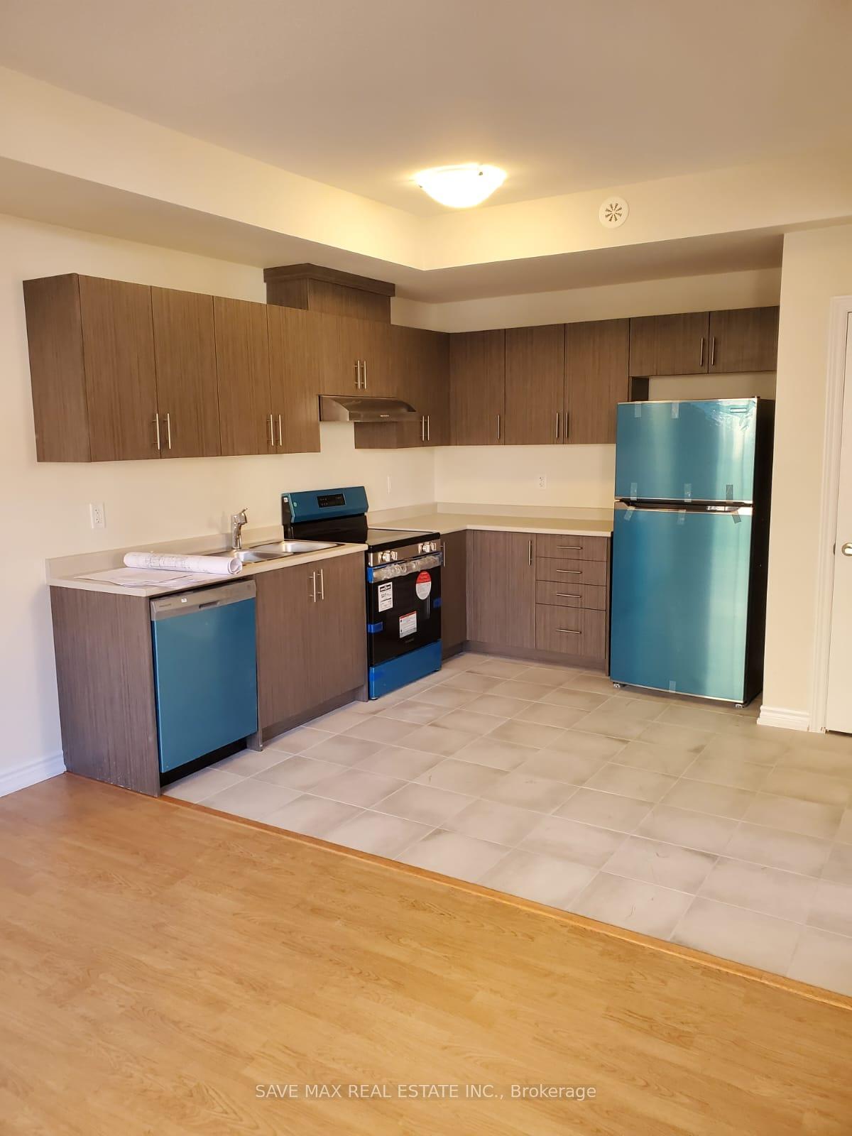 Photo 3 of 19 Petley Street, Clarington, Courtice — HOMEH