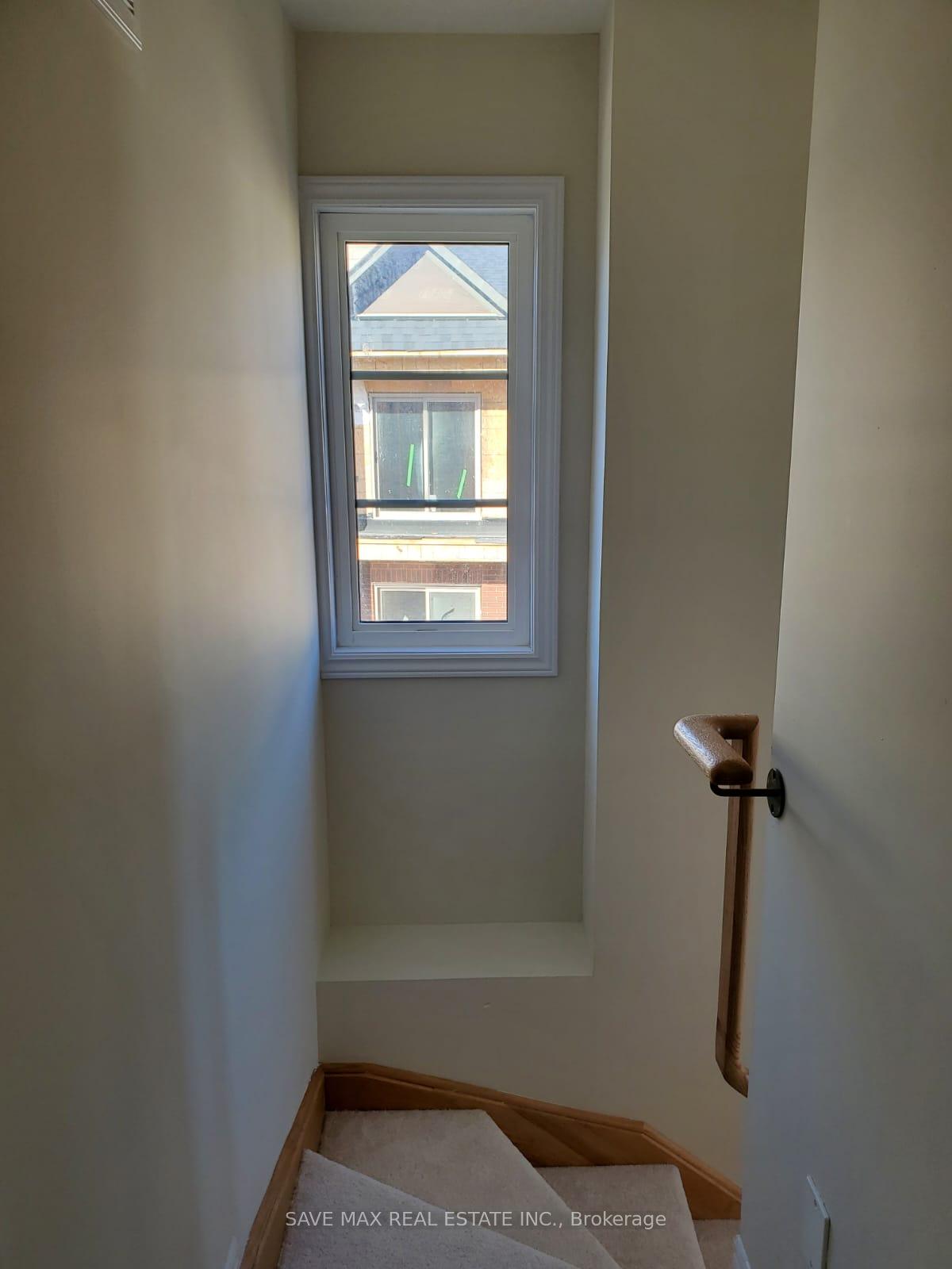 Photo 12 of 19 Petley Street, Clarington, Courtice — HOMEH