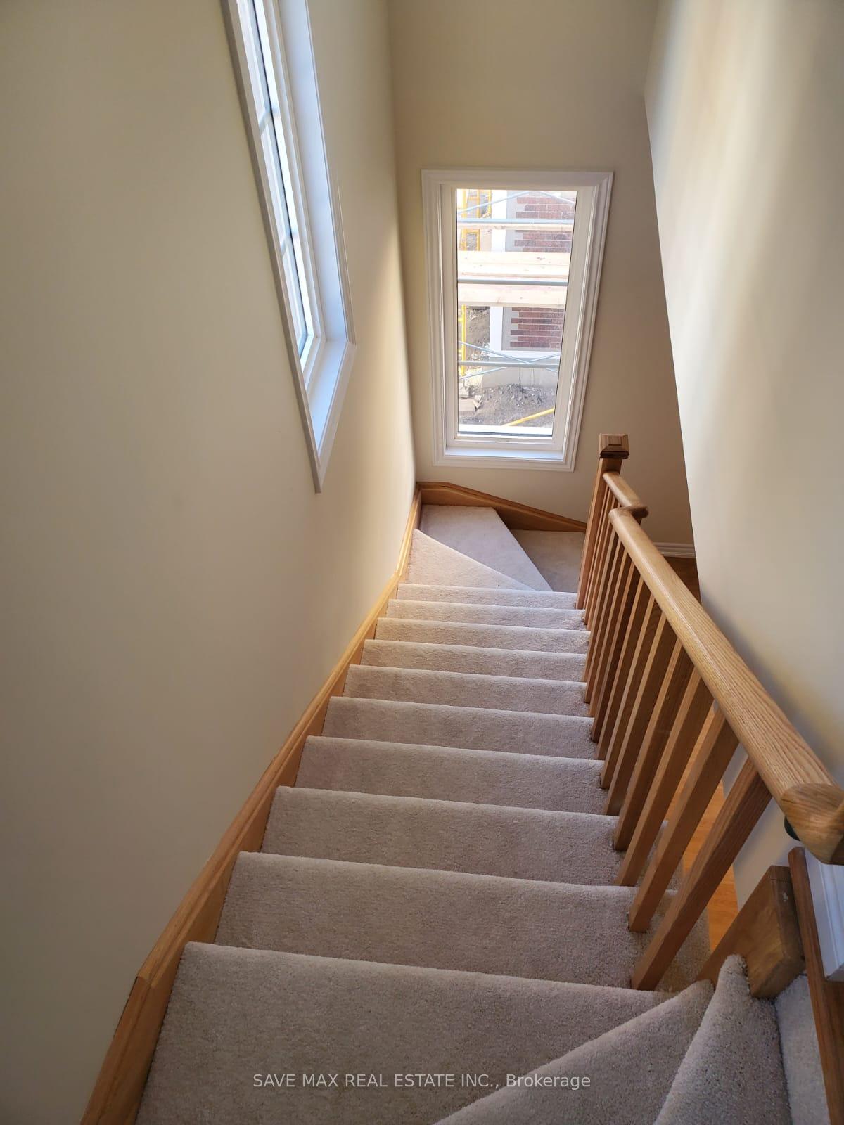Photo 14 of 19 Petley Street, Clarington, Courtice — HOMEH