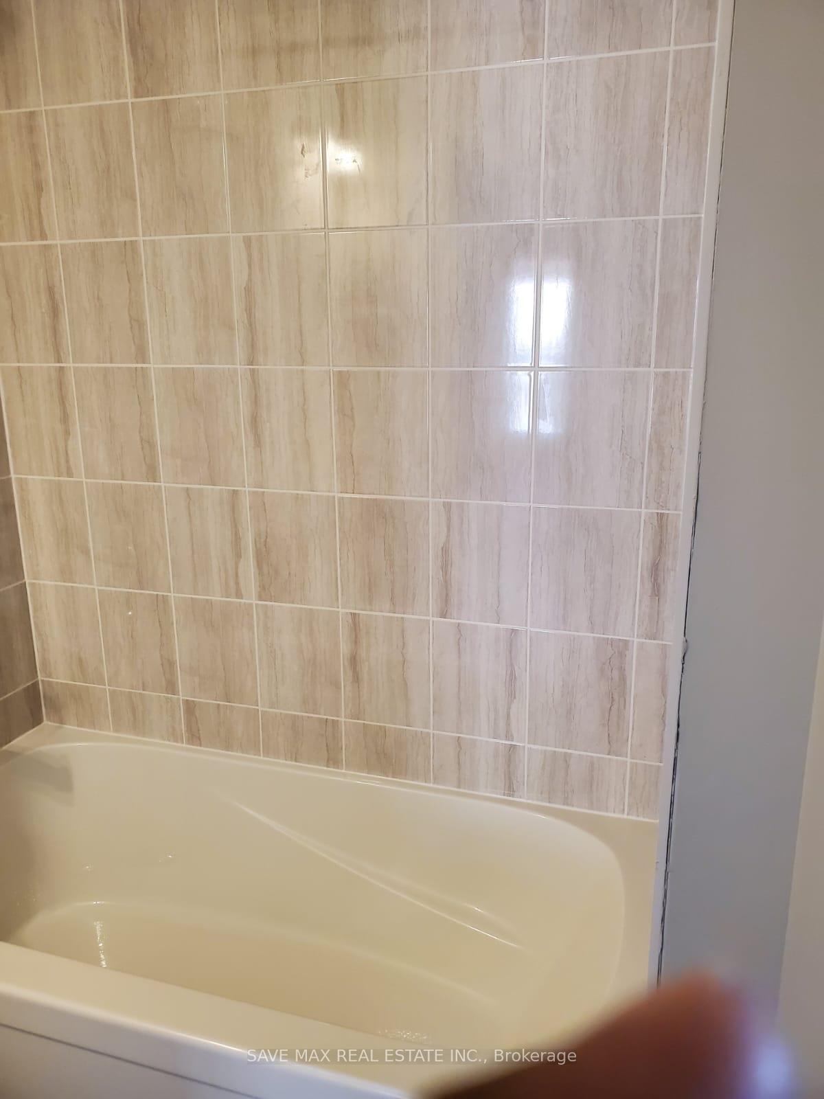 Photo 19 of 19 Petley Street, Clarington, Courtice — HOMEH