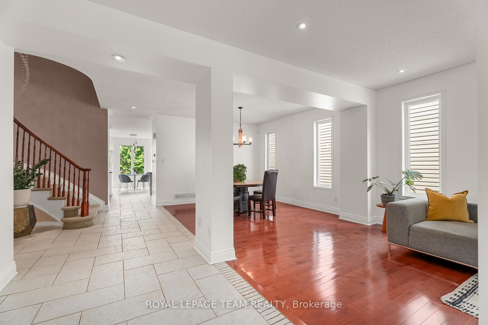 Photo 6 of 33 Valencia Street, Ottawa, Barrhaven East — HOMEH
