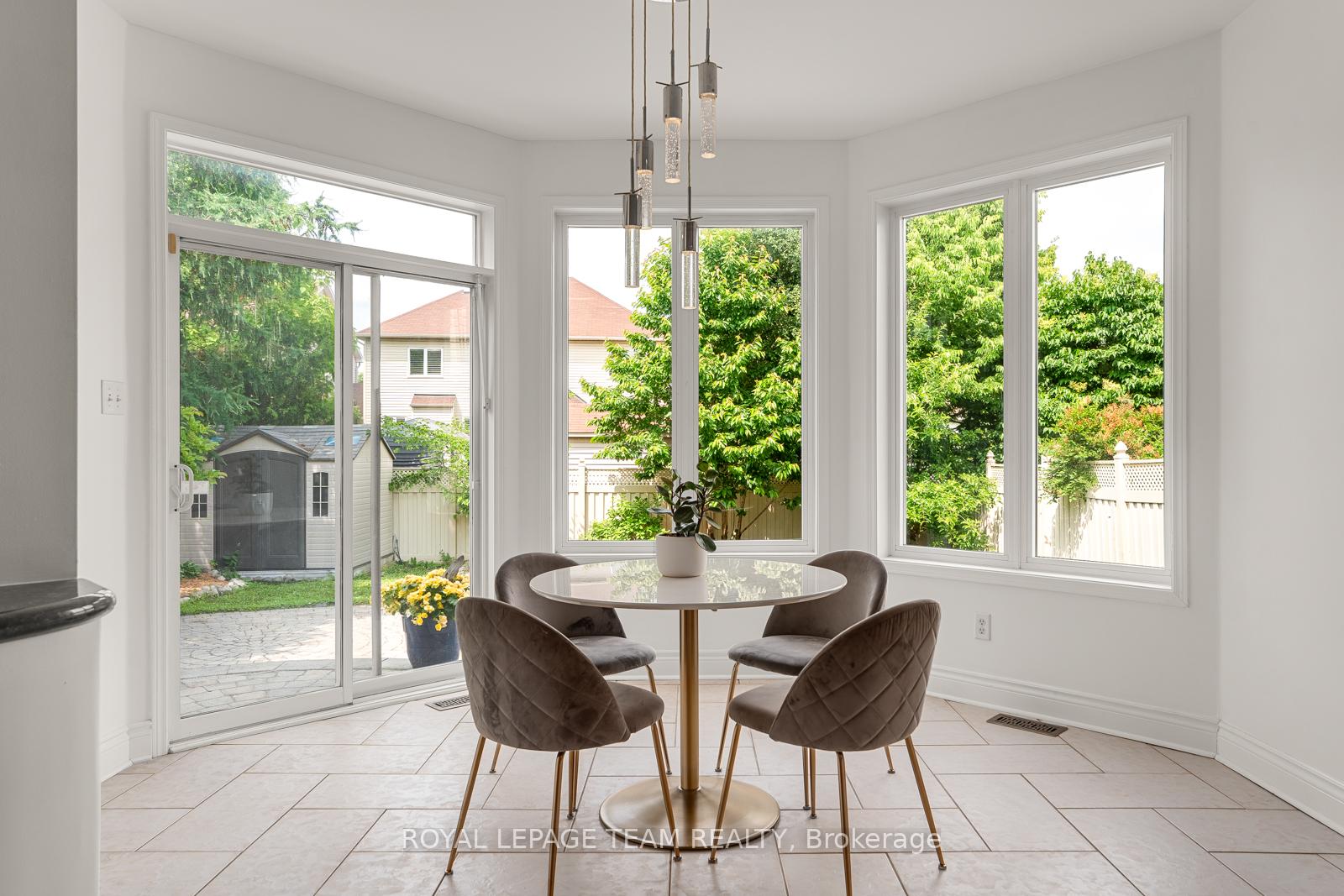 Photo 12 of 33 Valencia Street, Ottawa, Barrhaven East — HOMEH