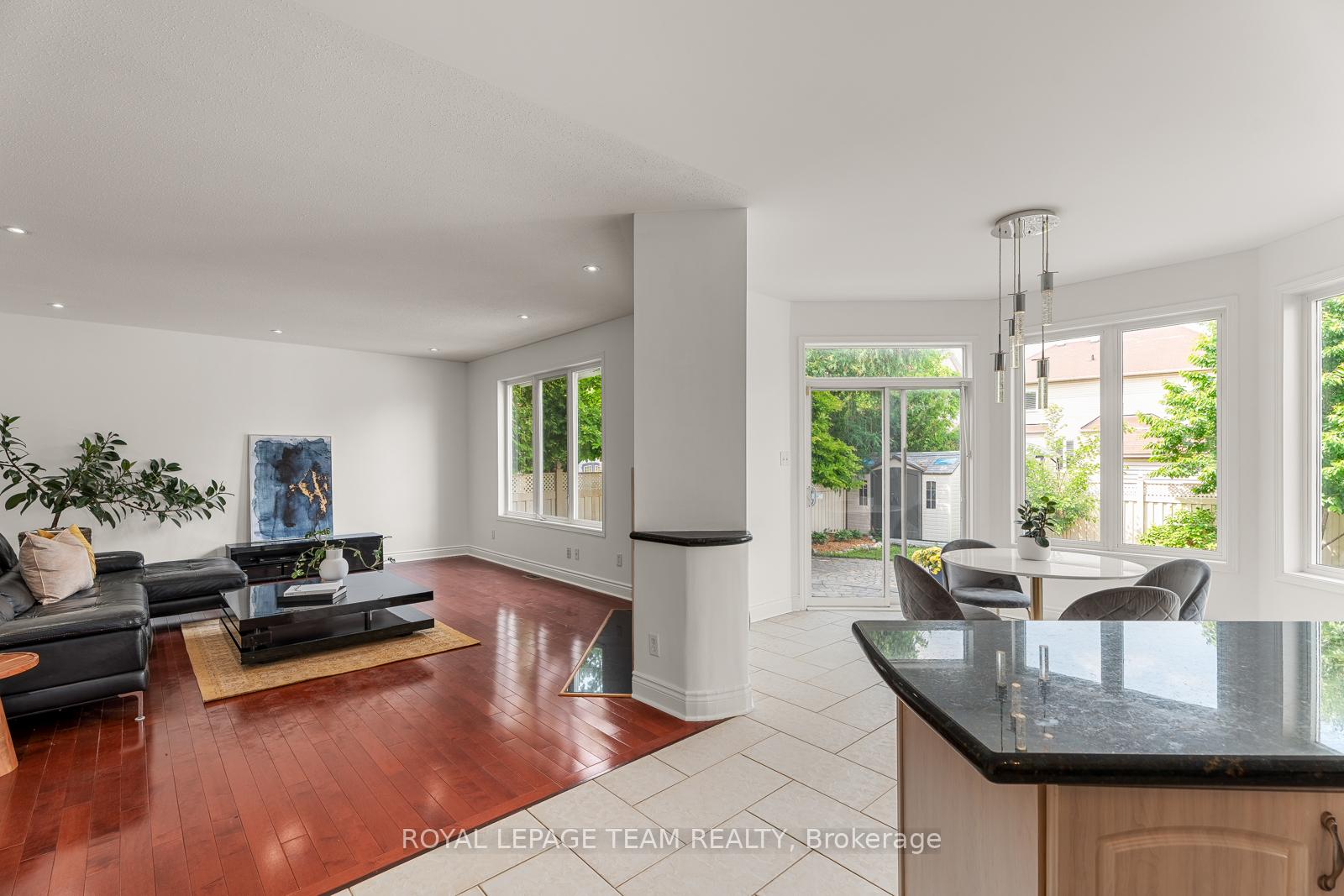 Photo 16 of 33 Valencia Street, Ottawa, Barrhaven East — HOMEH