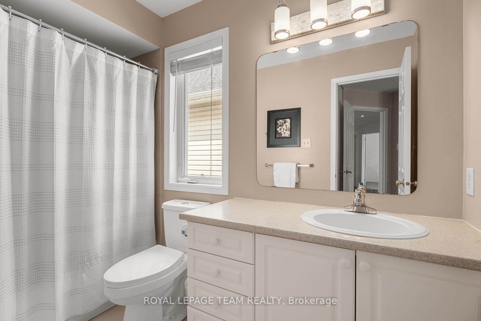 Photo 25 of 33 Valencia Street, Ottawa, Barrhaven East — HOMEH