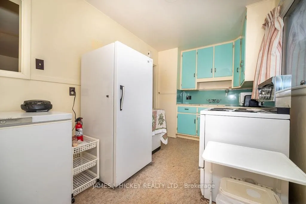 Photo 11 of 46 Thomson Crescent, Deep River — HOMEH