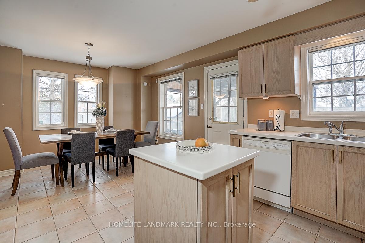 Photo 9 of 1 Milloy Place, Aurora, Aurora Grove — HOMEH