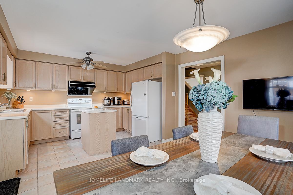 Photo 10 of 1 Milloy Place, Aurora, Aurora Grove — HOMEH