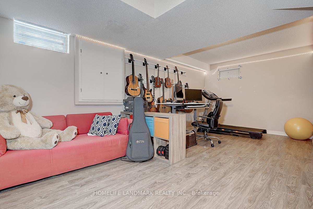 Photo 29 of 1 Milloy Place, Aurora, Aurora Grove — HOMEH