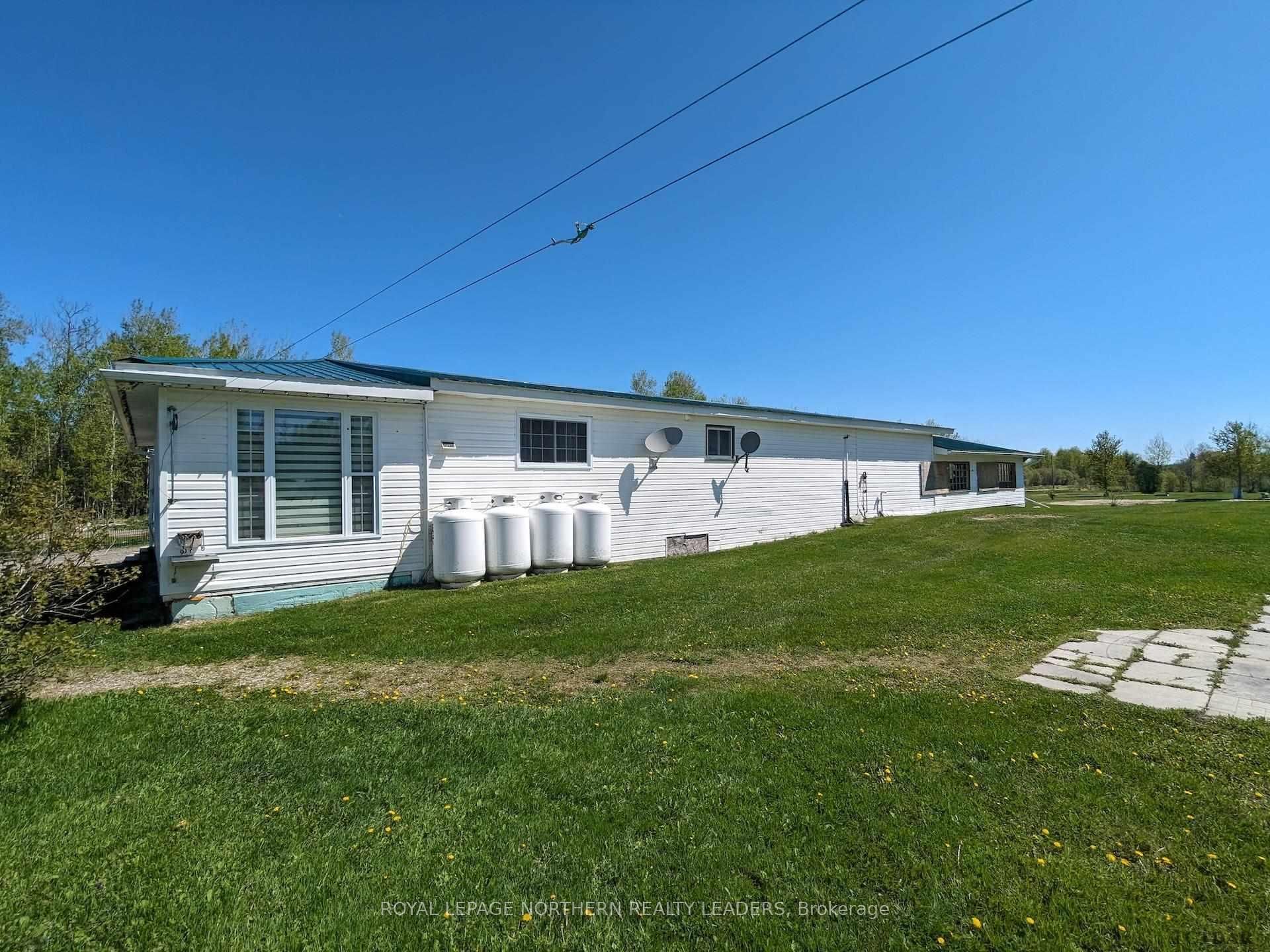 Photo 18 of 700 Nahma Road, Cochrane — HOMEH