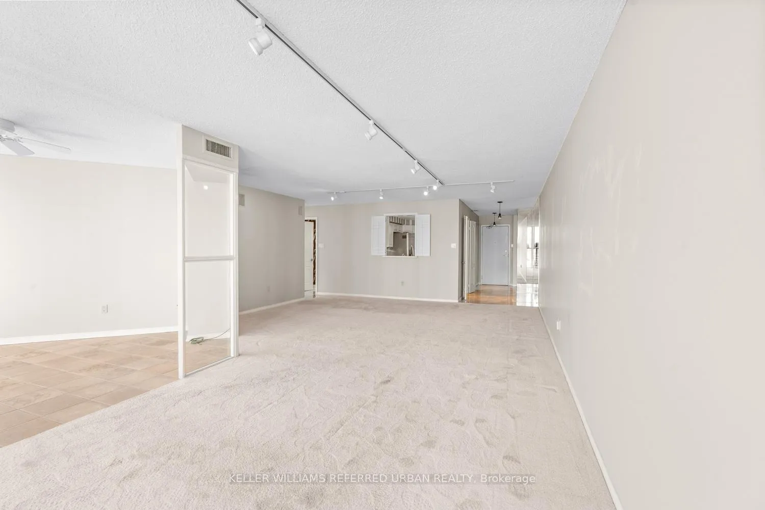 Photo 4 of Unit 1006, 10 Tichester Road, Toronto, Forest Hill South — HOMEH