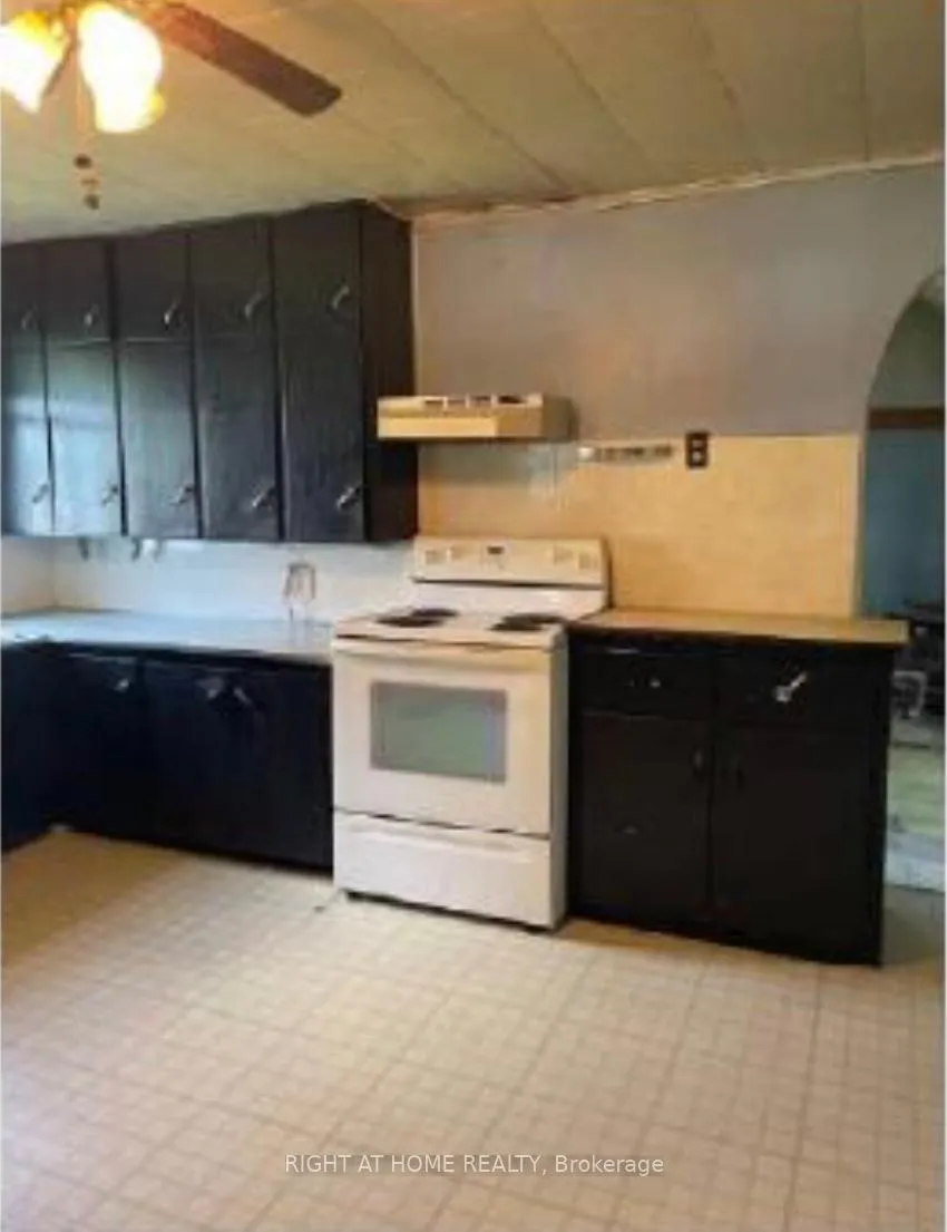 Photo 6 of 136177 Concession 8, Chatsworth — HOMEH