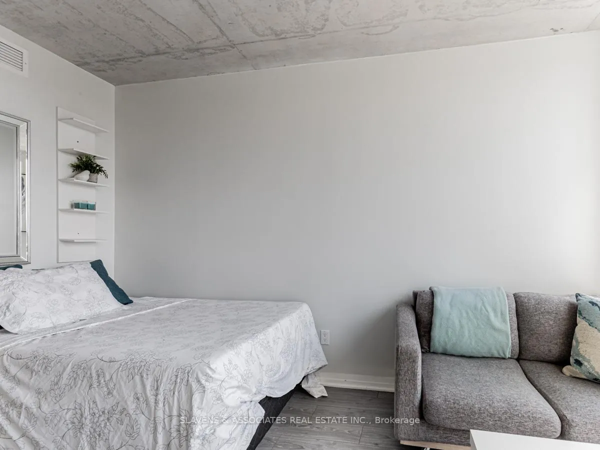 Photo 8 of Unit 610, 1900 Simcoe Street N, Oshawa, Samac — HOMEH