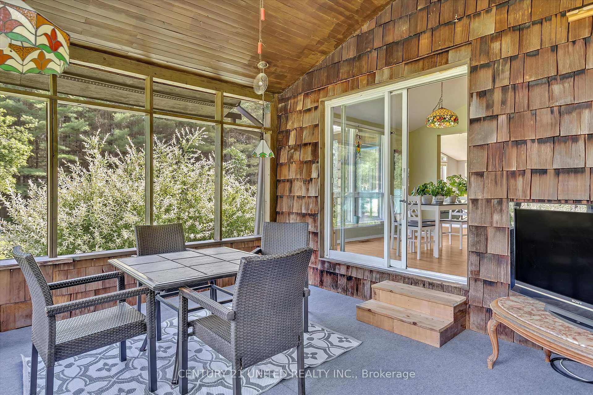Photo 6 of 723 Ford Crescent, Cavan Monaghan, Cavan Twp — HOMEH