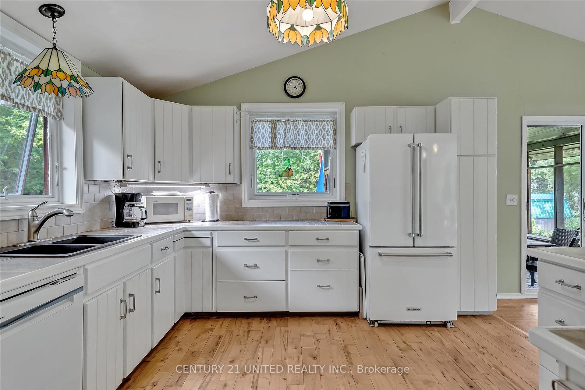 Photo 12 of 723 Ford Crescent, Cavan Monaghan, Cavan Twp — HOMEH