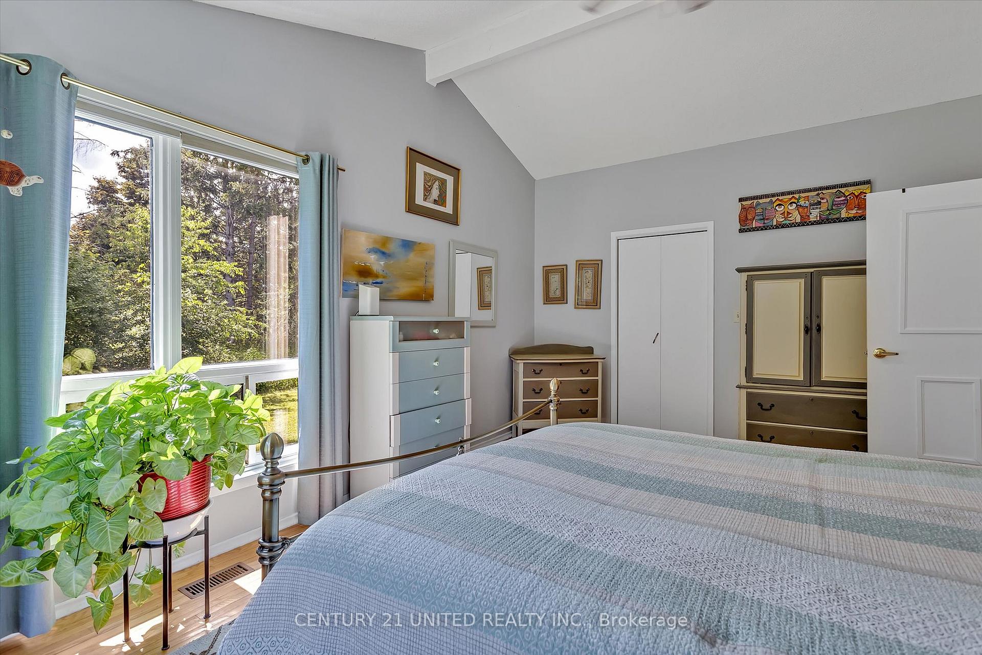 Photo 20 of 723 Ford Crescent, Cavan Monaghan, Cavan Twp — HOMEH