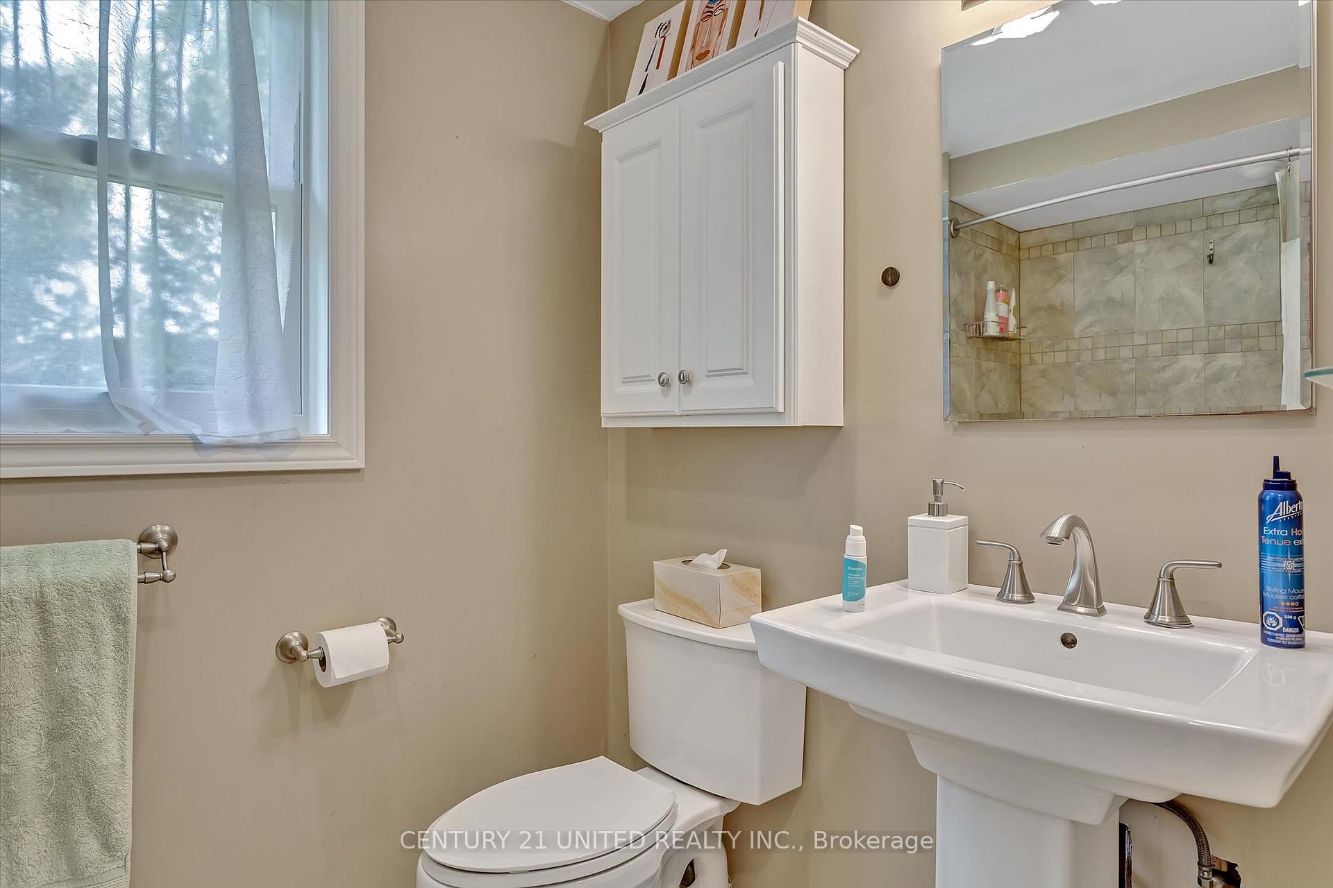 Photo 21 of 723 Ford Crescent, Cavan Monaghan, Cavan Twp — HOMEH