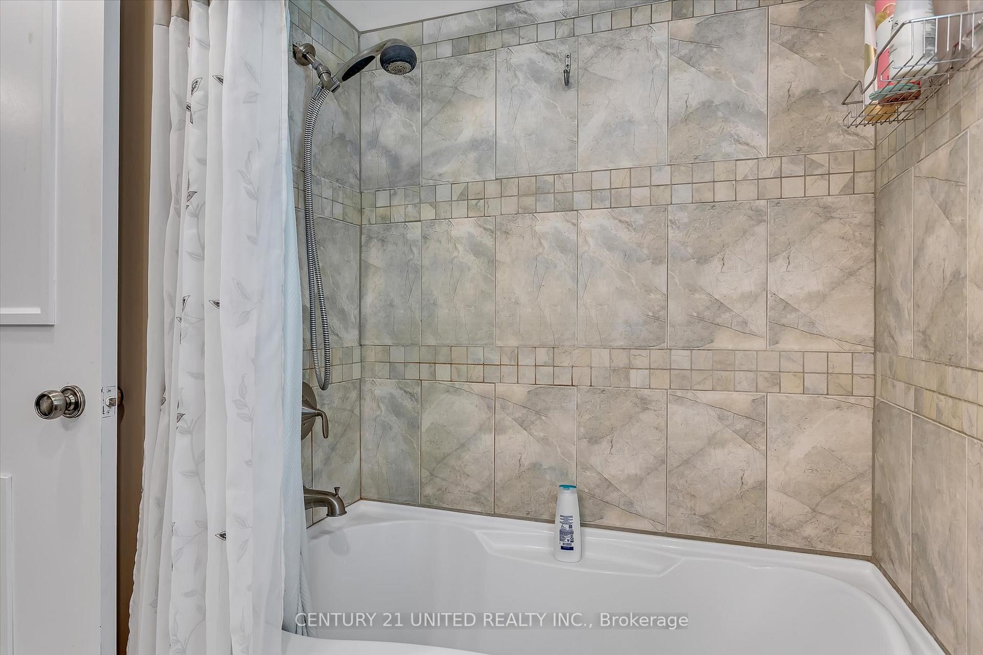 Photo 22 of 723 Ford Crescent, Cavan Monaghan, Cavan Twp — HOMEH