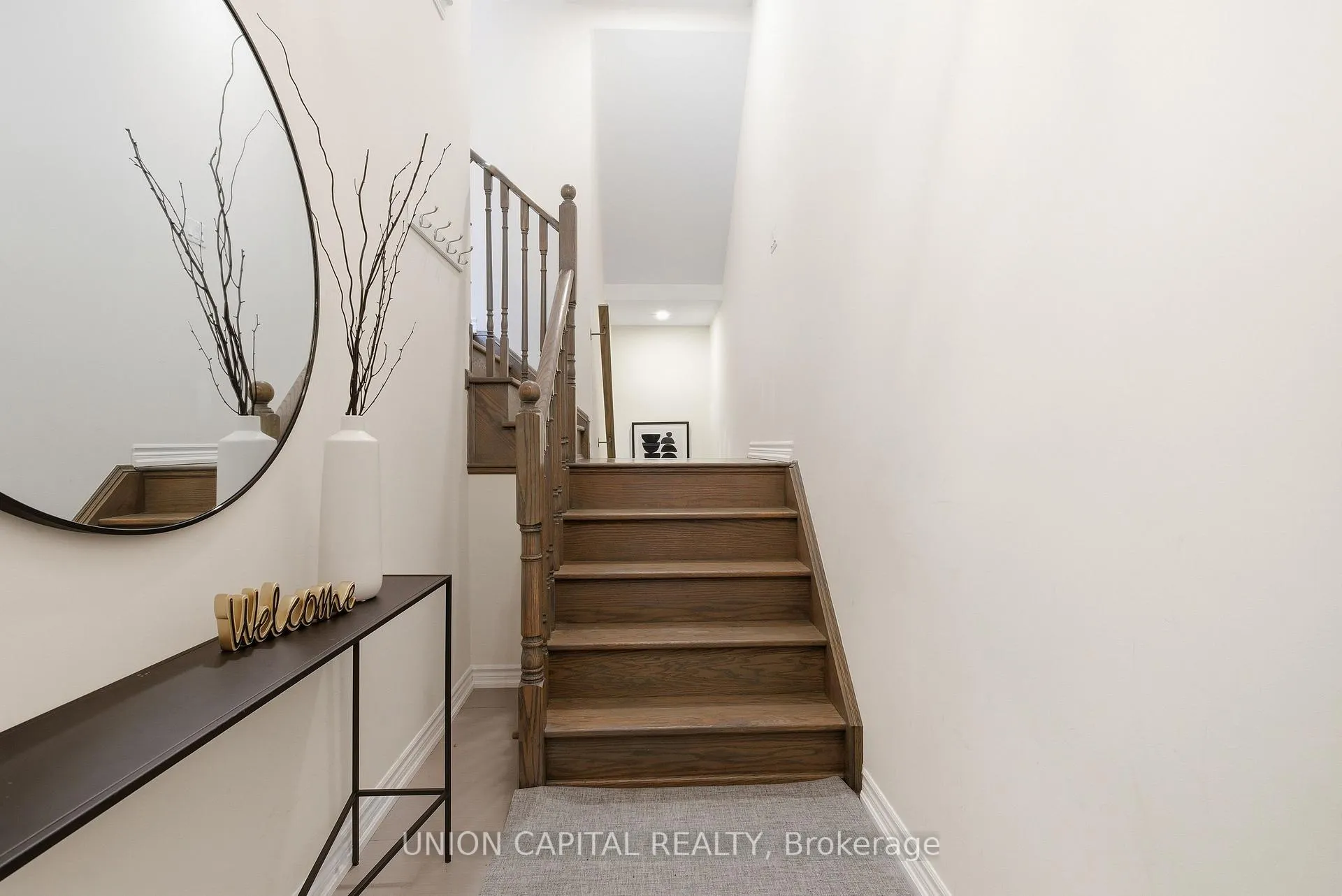 Photo 3 of 9 Isabella Peach Drive, Markham, Victoria Square — HOMEH